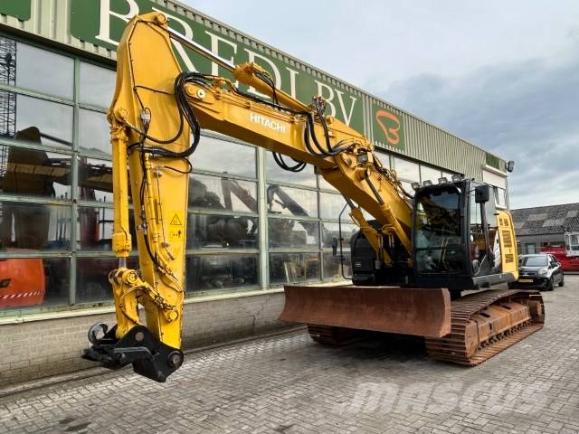 Hitachi ZX 225 US LC-5 B 履带挖掘机