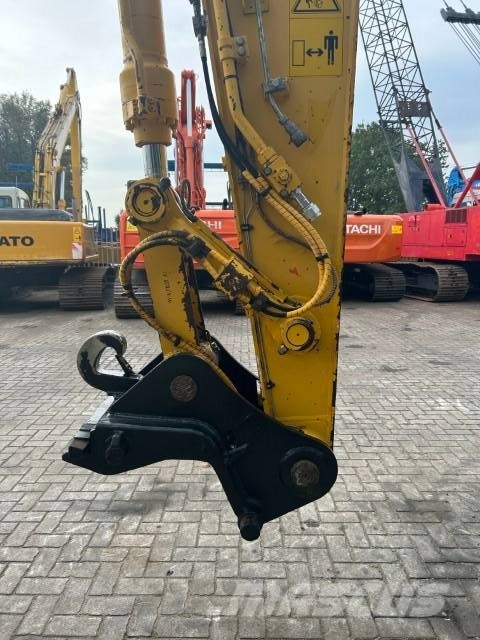 Hitachi ZX 225 US LC-5 B 履带挖掘机