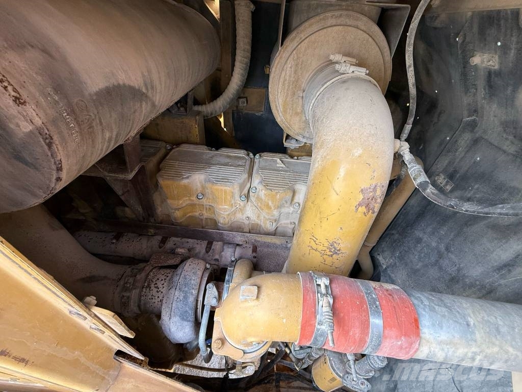 CAT 988 G Iekrāvēji uz riteņiem