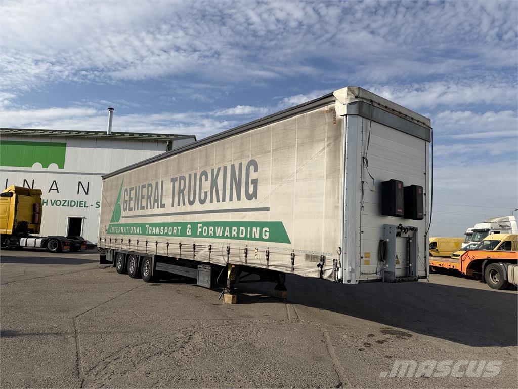 Schmitz Cargobull VIN 646 Plachtové návěsy
