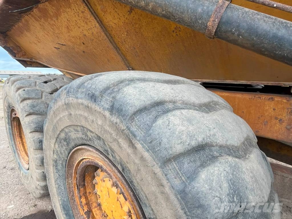 CAT 730 Zglobni demperji