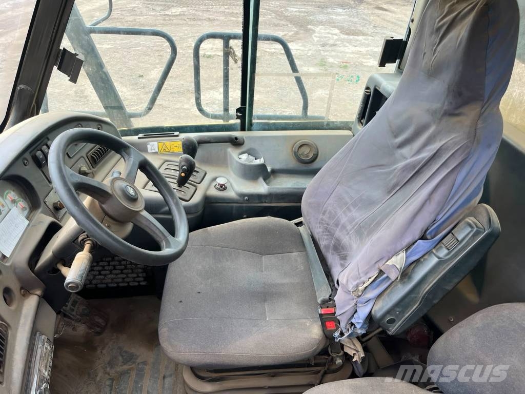 CAT 730 Zglobni demperji
