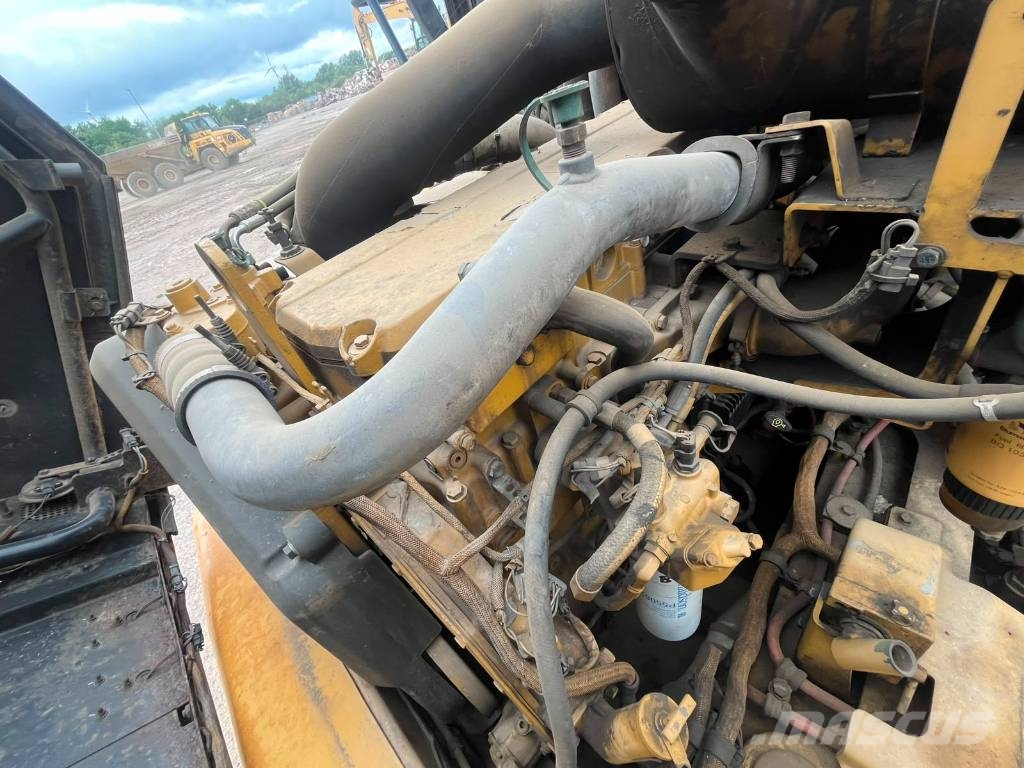CAT 730 Zglobni demperji