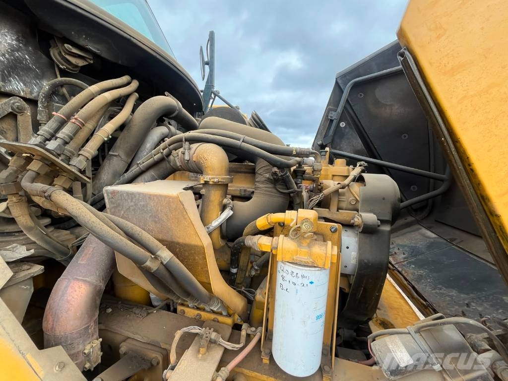 CAT 730 Zglobni demperji