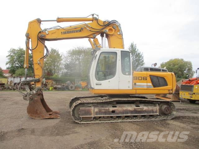 Liebherr R 906 LC Rupsgraafmachines
