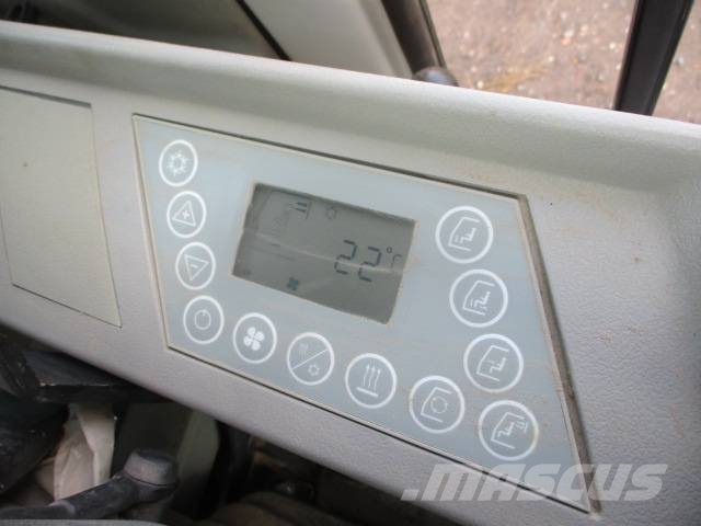Liebherr R 906 LC Rupsgraafmachines