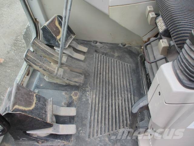 Liebherr R 906 LC Rupsgraafmachines