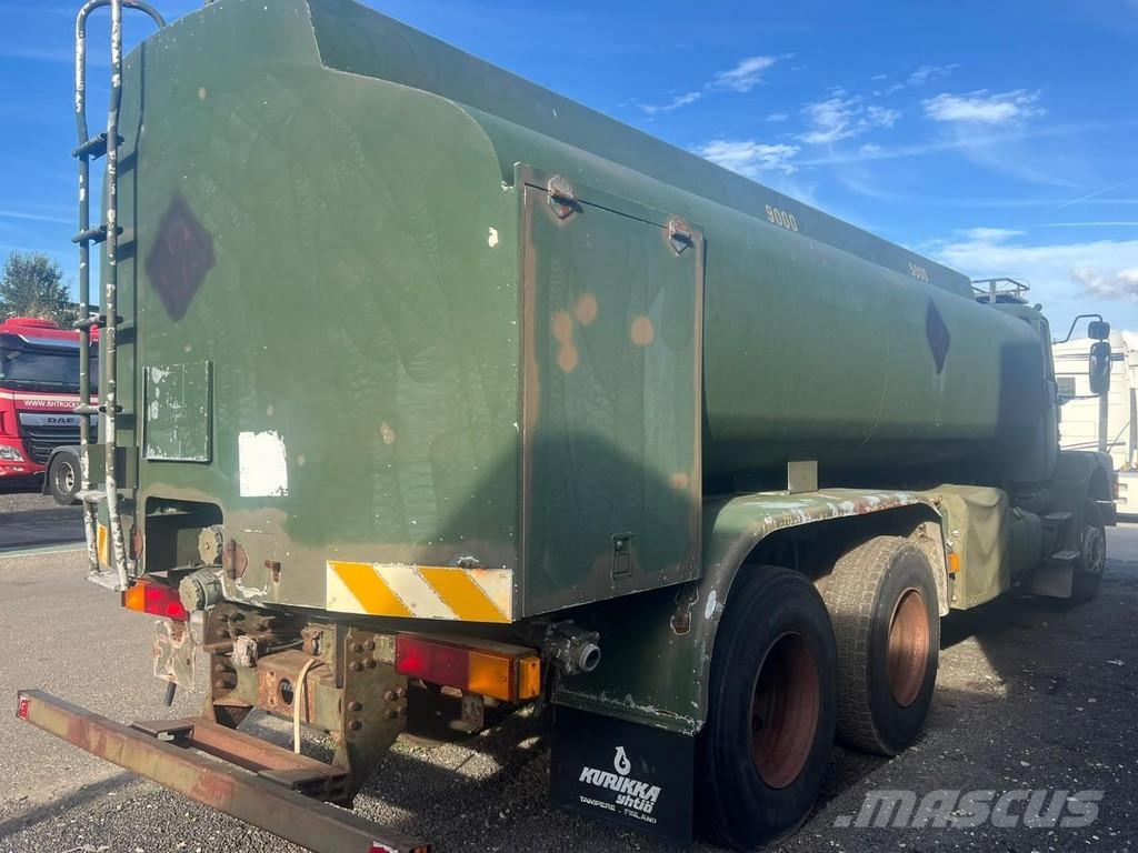 Volvo N10 6X4 Robson-Drive + TANK 14.000 LITER Citi