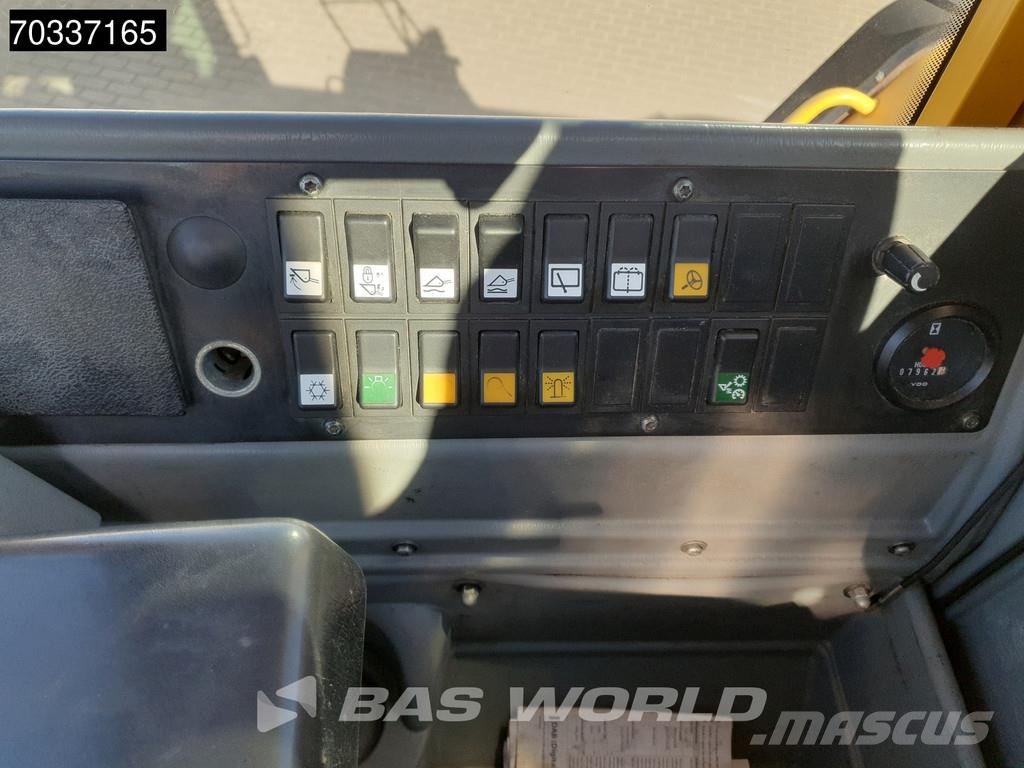 Volvo L220 E QUICK COUPLER Kolesni nakladalci