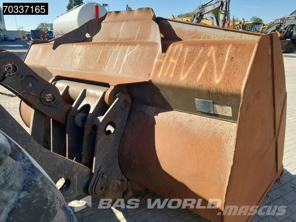 Volvo L220 E QUICK COUPLER Kolesni nakladalci
