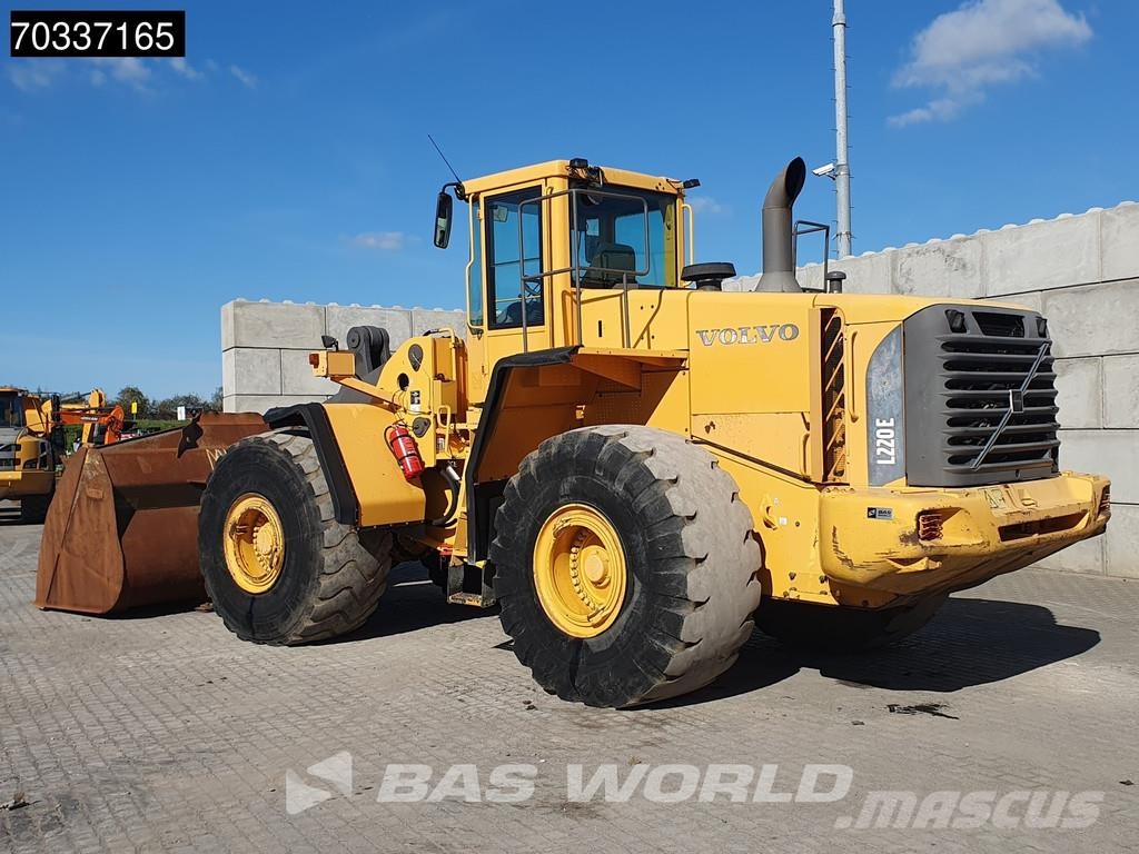 Volvo L220 E QUICK COUPLER Kolesni nakladalci