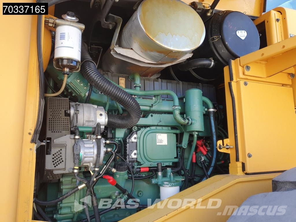 Volvo L220 E QUICK COUPLER Kolesni nakladalci