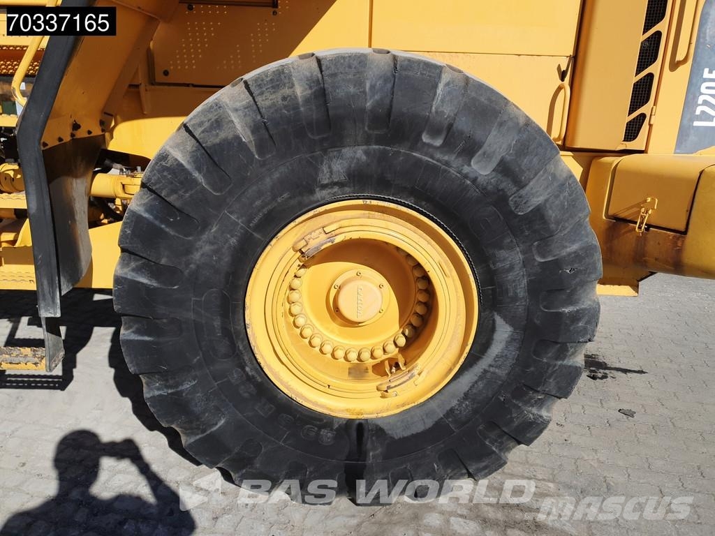 Volvo L220 E QUICK COUPLER Kolesni nakladalci
