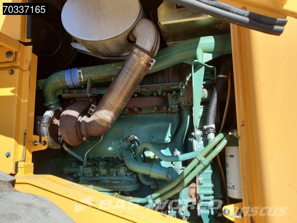Volvo L220 E QUICK COUPLER Kolesni nakladalci