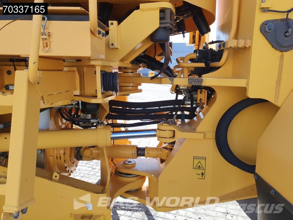 Volvo L220 E QUICK COUPLER Kolesni nakladalci