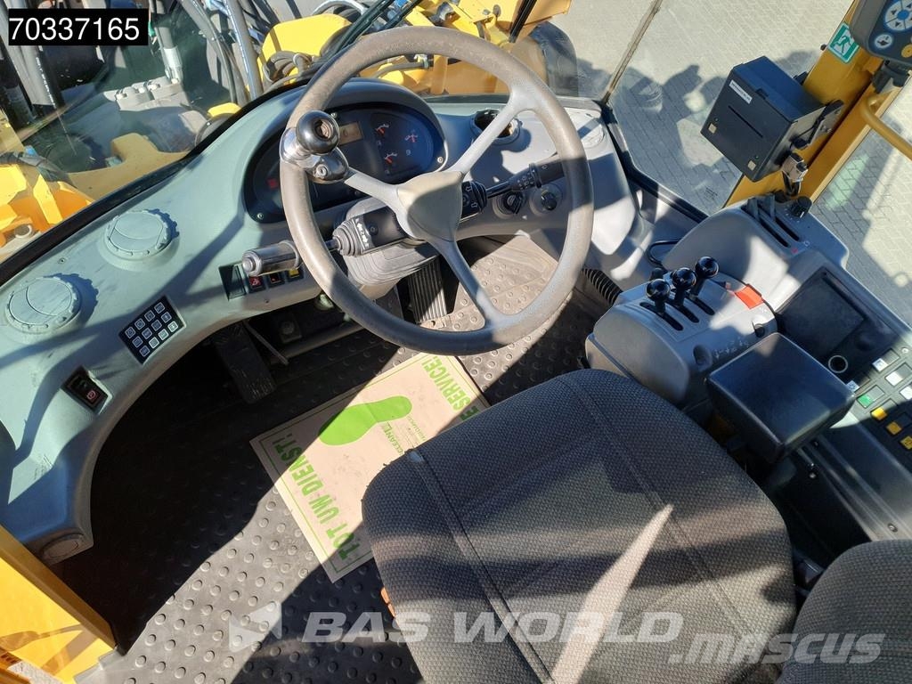 Volvo L220 E QUICK COUPLER Kolesni nakladalci