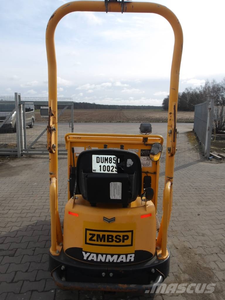 Yanmar C 12 R-B Kāpurķēžu pašizkrāvējs