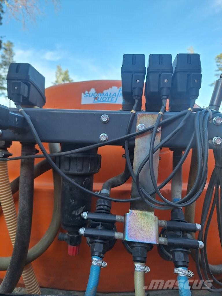 Eho Hinattava ruisku 牽引型スプレイヤー