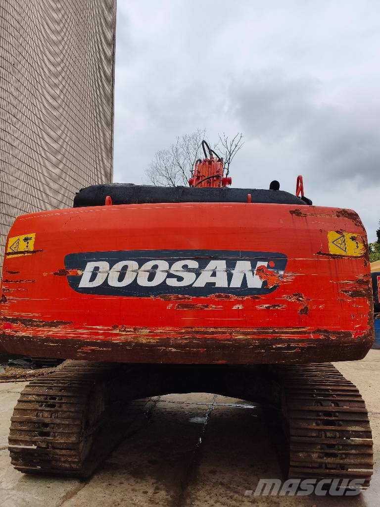 Doosan DH 225 LC-7 Raupenbagger