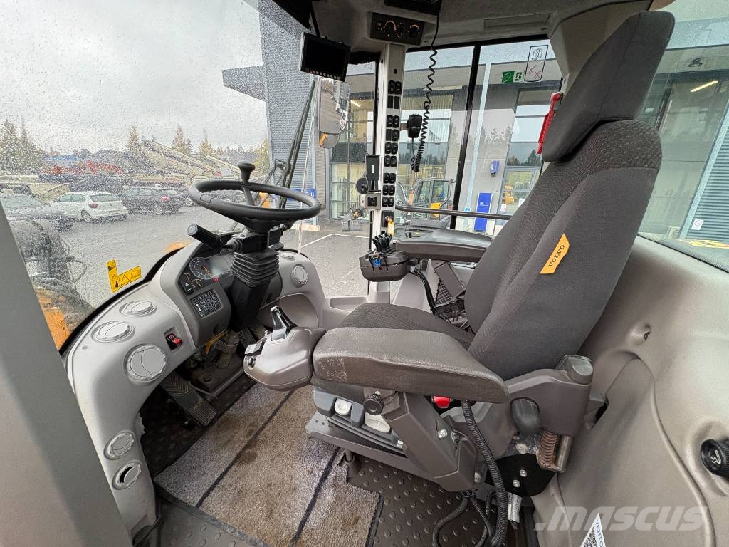 Volvo L 120 H Wheel loaders