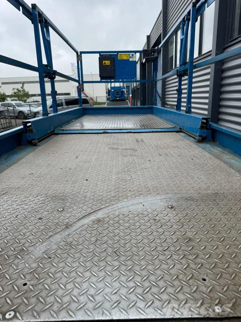 Genie GS3369RT Hoogwerker Schaarhoogwerker Ruwterrein Nacelle ciseaux
