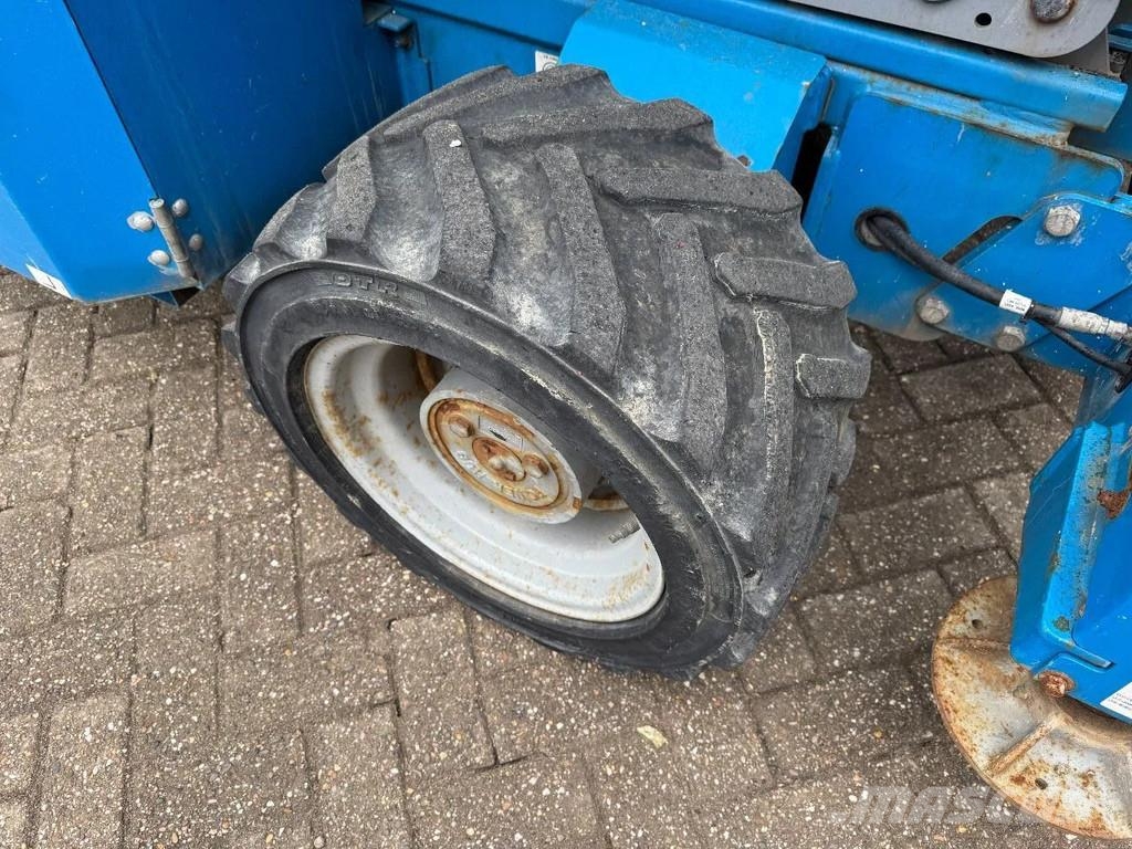 Genie GS3369RT Hoogwerker Schaarhoogwerker Ruwterrein Nacelle ciseaux