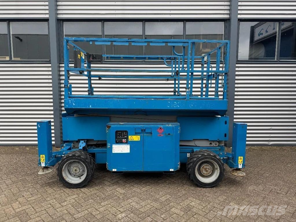 Genie GS3369RT Hoogwerker Schaarhoogwerker Ruwterrein Nacelle ciseaux