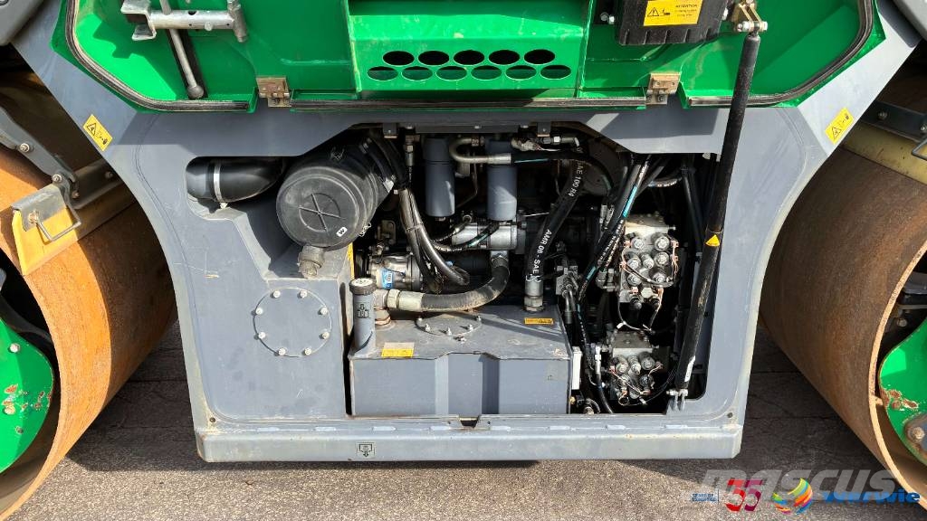 Hamm DV+ 70iVV-S Катки тротуарные