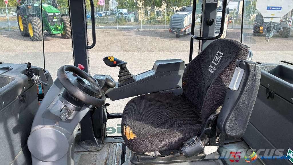 Hamm DV+ 70iVV-S Катки тротуарные