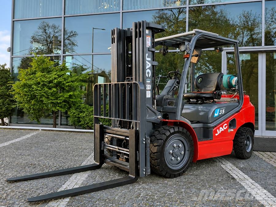 JAC CPQYD35 Propan trucker