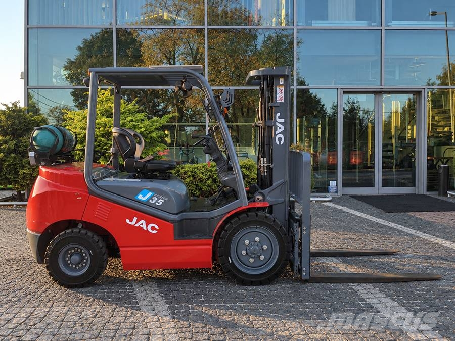 JAC CPQYD35 Propan trucker