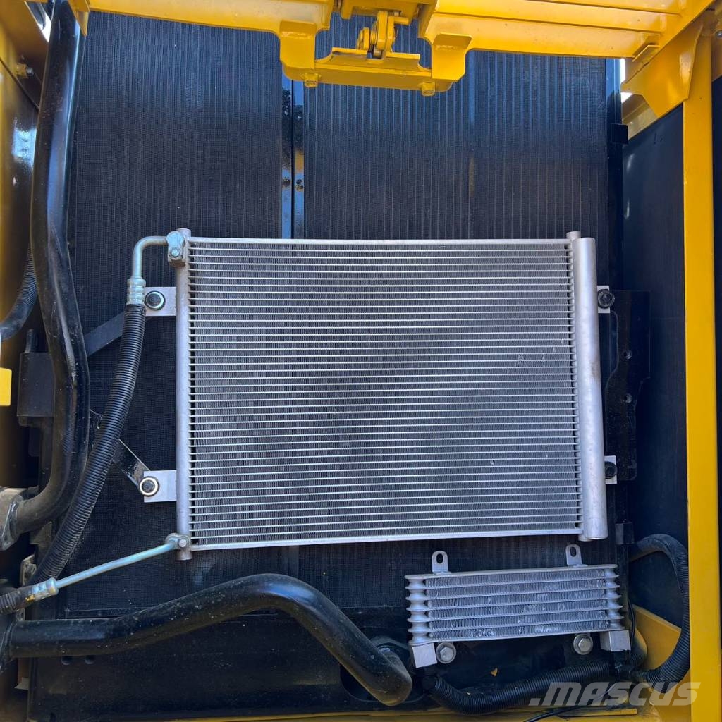 Komatsu PC 210 LC Crawler excavators