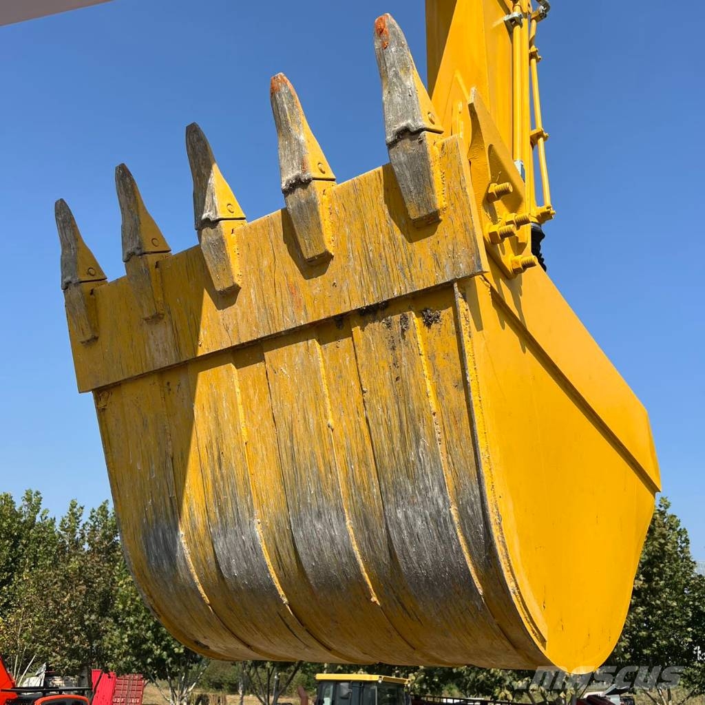 Komatsu PC 210 LC Crawler excavators