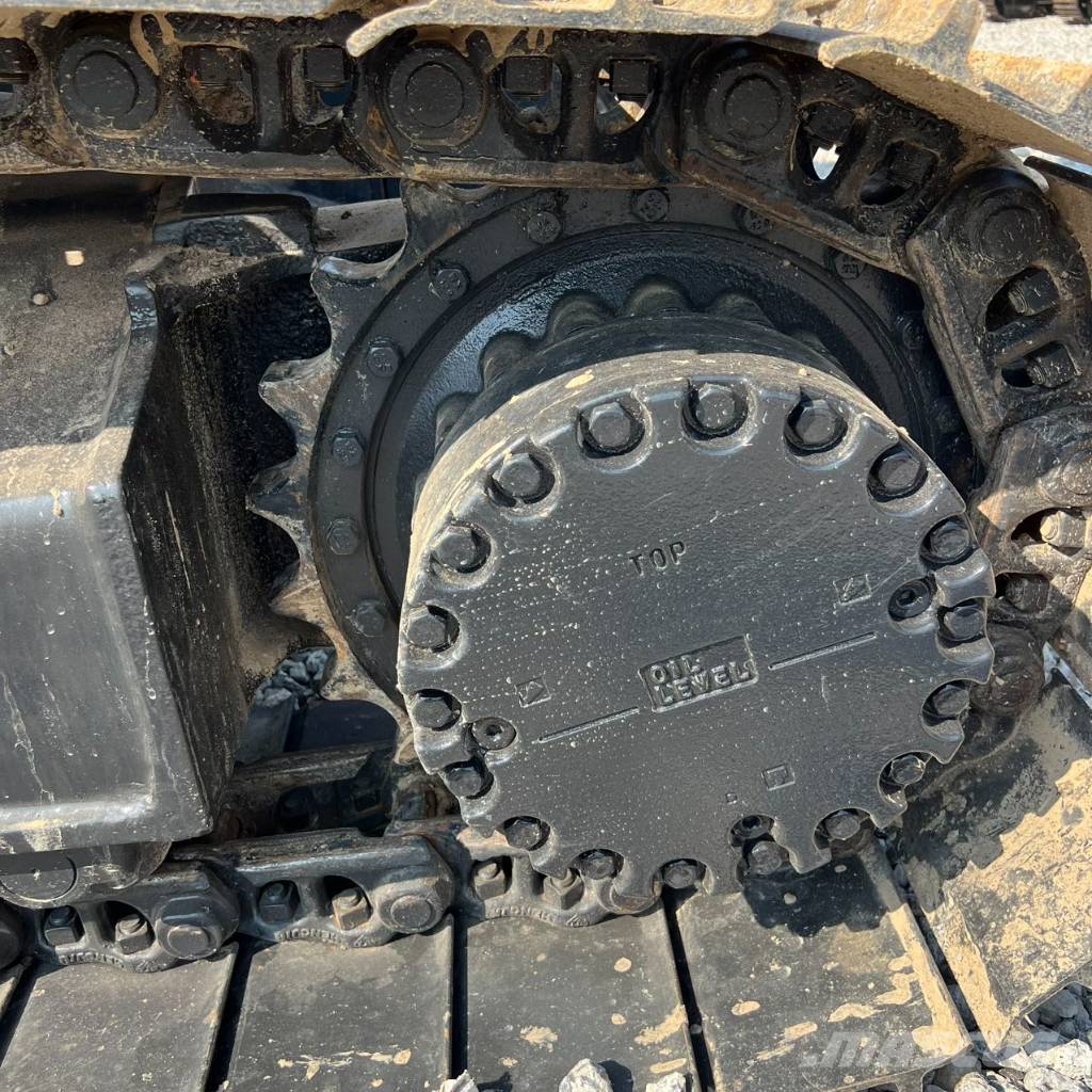 Komatsu PC 210 LC Crawler excavators