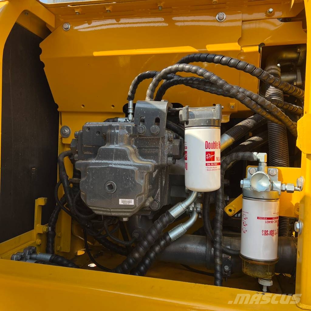 Komatsu PC 210 LC Crawler excavators