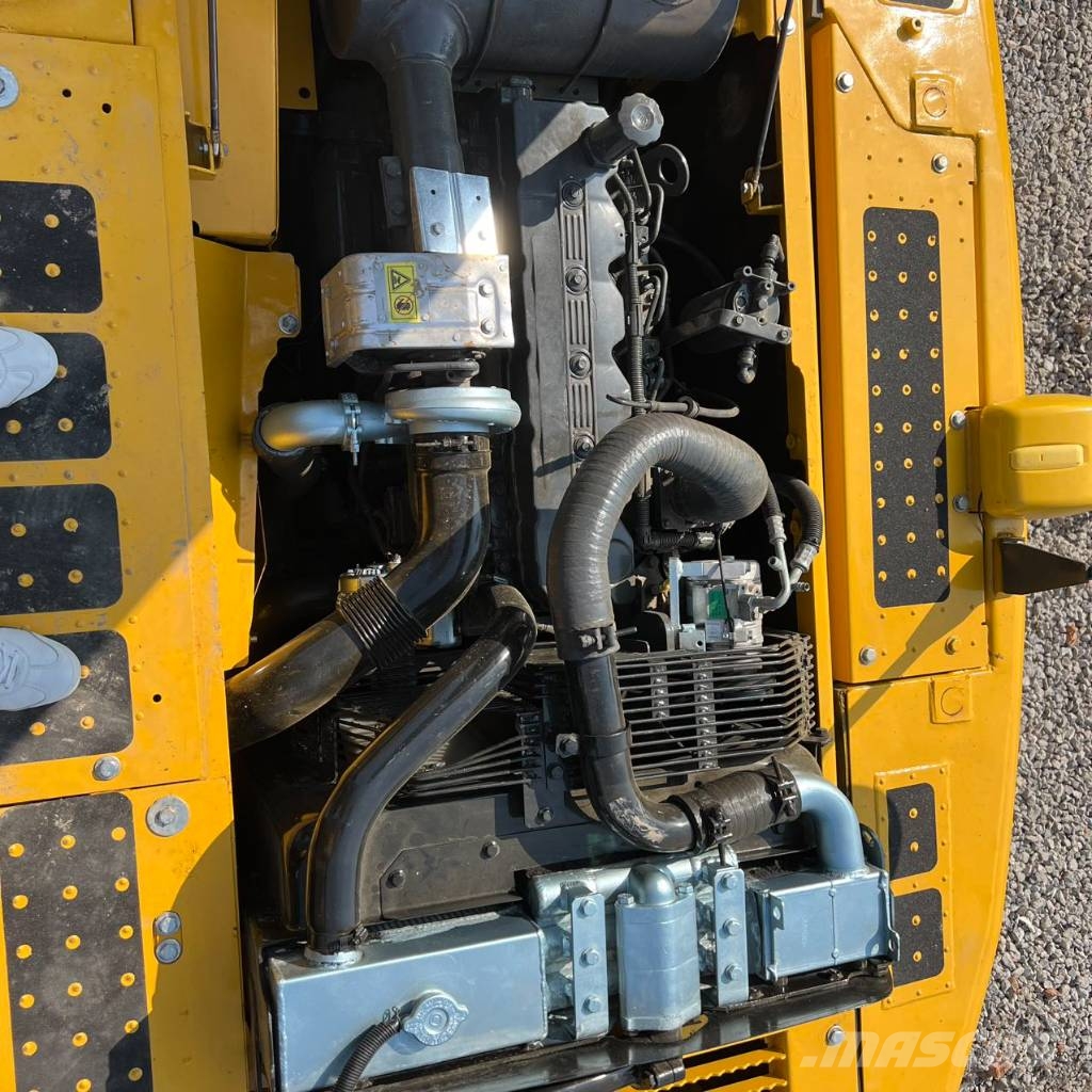 Komatsu PC 210 LC Crawler excavators