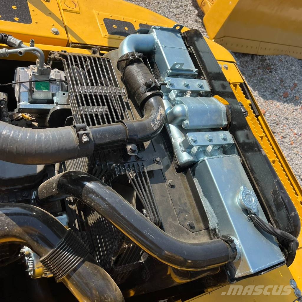 Komatsu PC 210 LC Crawler excavators