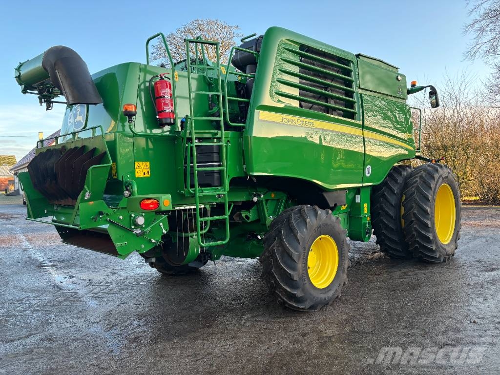 John Deere T670I 4WD Biçerdöverler