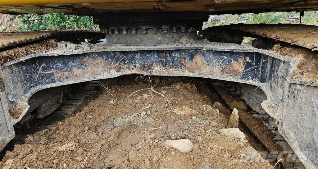 CAT 320 Bandgrävare
