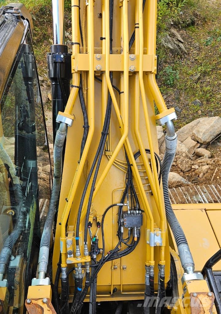 CAT 320 Bandgrävare