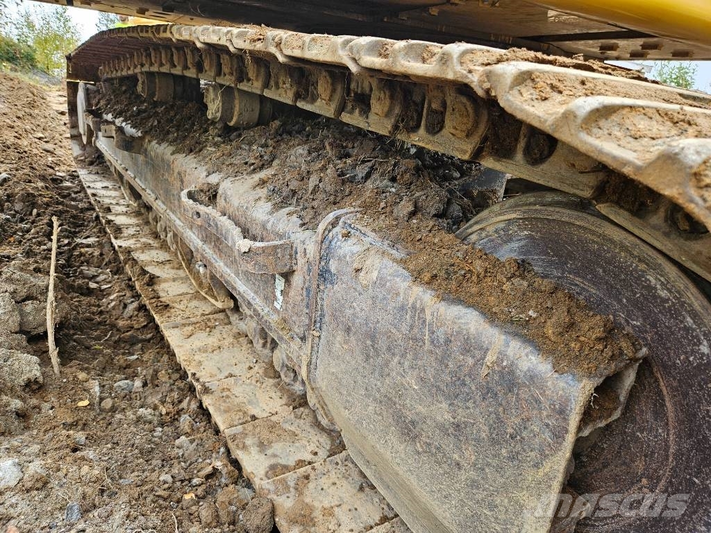 CAT 320 Bandgrävare