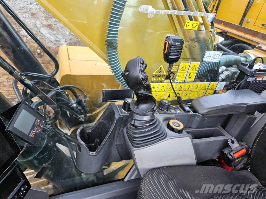 CAT 320 Bandgrävare
