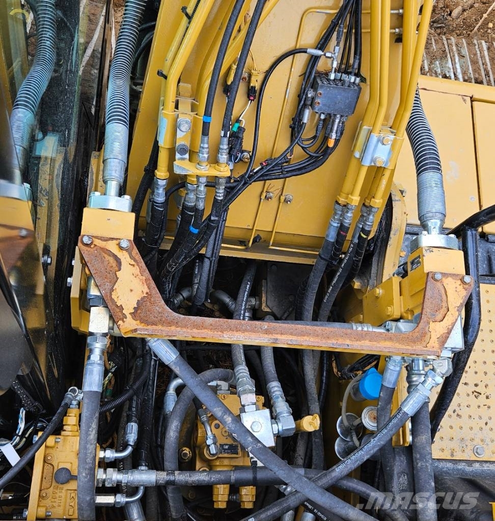 CAT 320 Bandgrävare