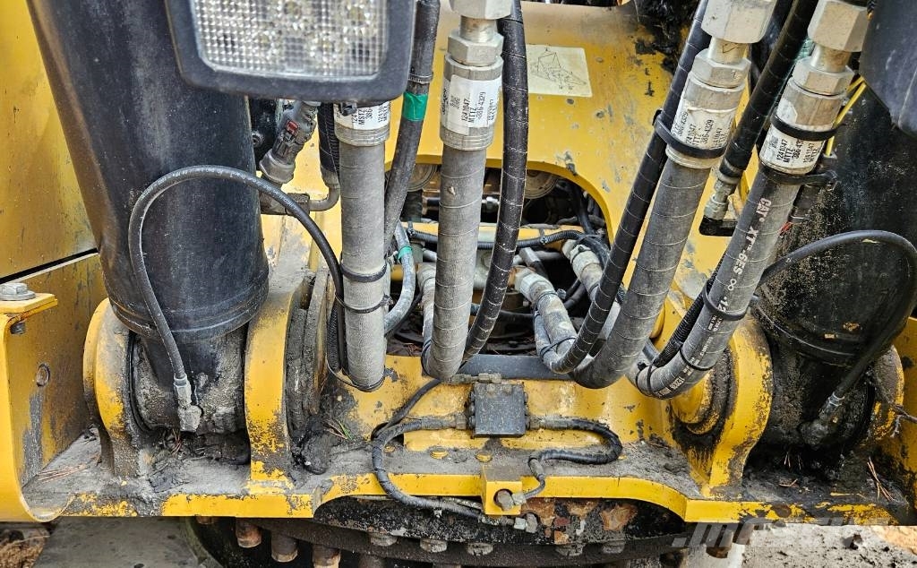 CAT 320 Bandgrävare