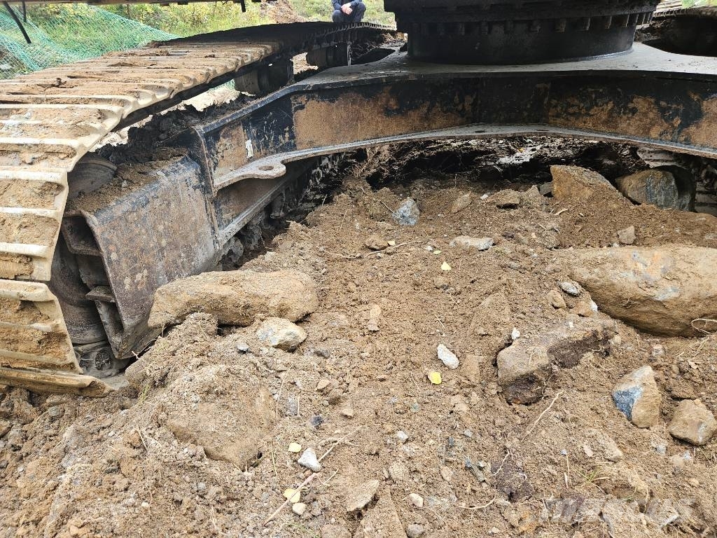 CAT 320 Bandgrävare