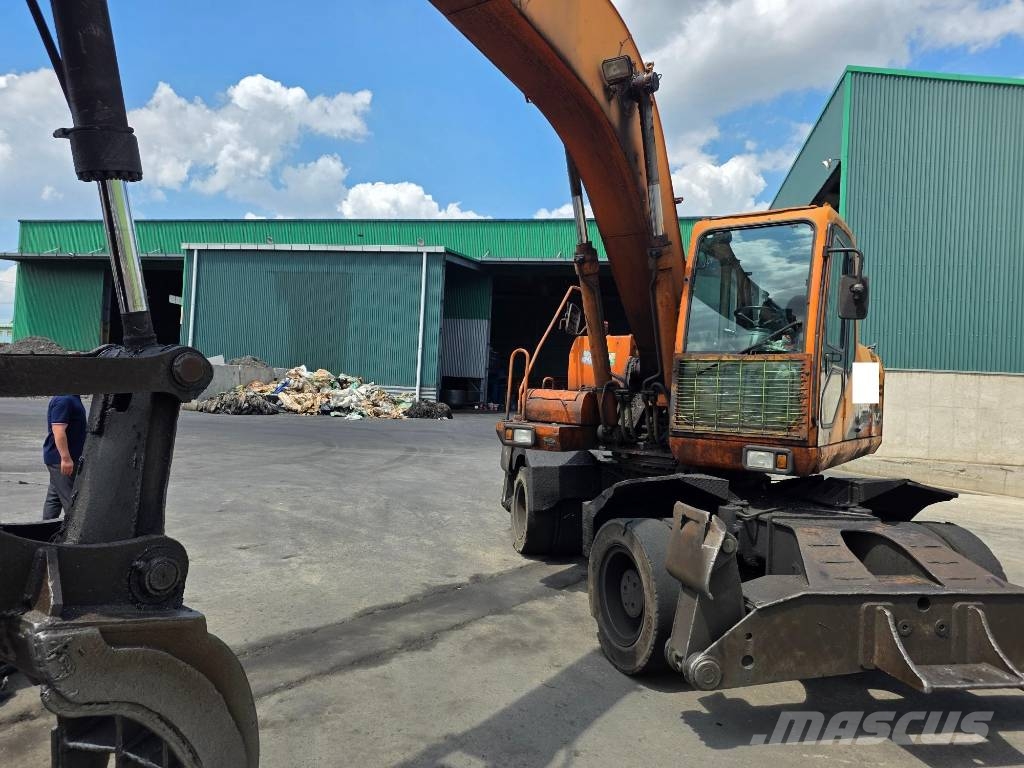 Doosan Solar 210 W V Lastik tekerli ekskavatörler