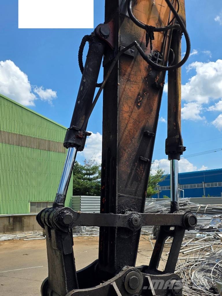 Doosan Solar 210 W V Lastik tekerli ekskavatörler