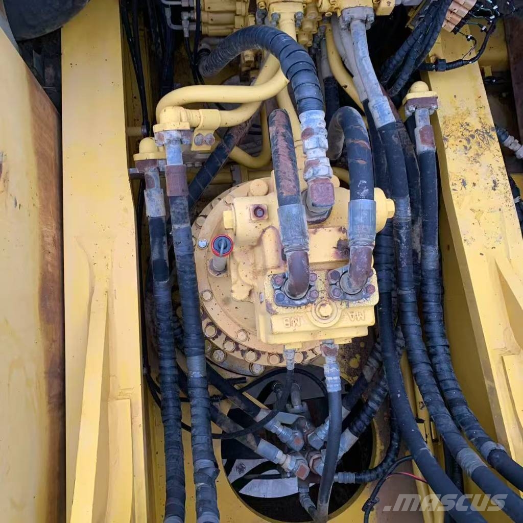 Komatsu PC 400 LC-8 Crawler excavators