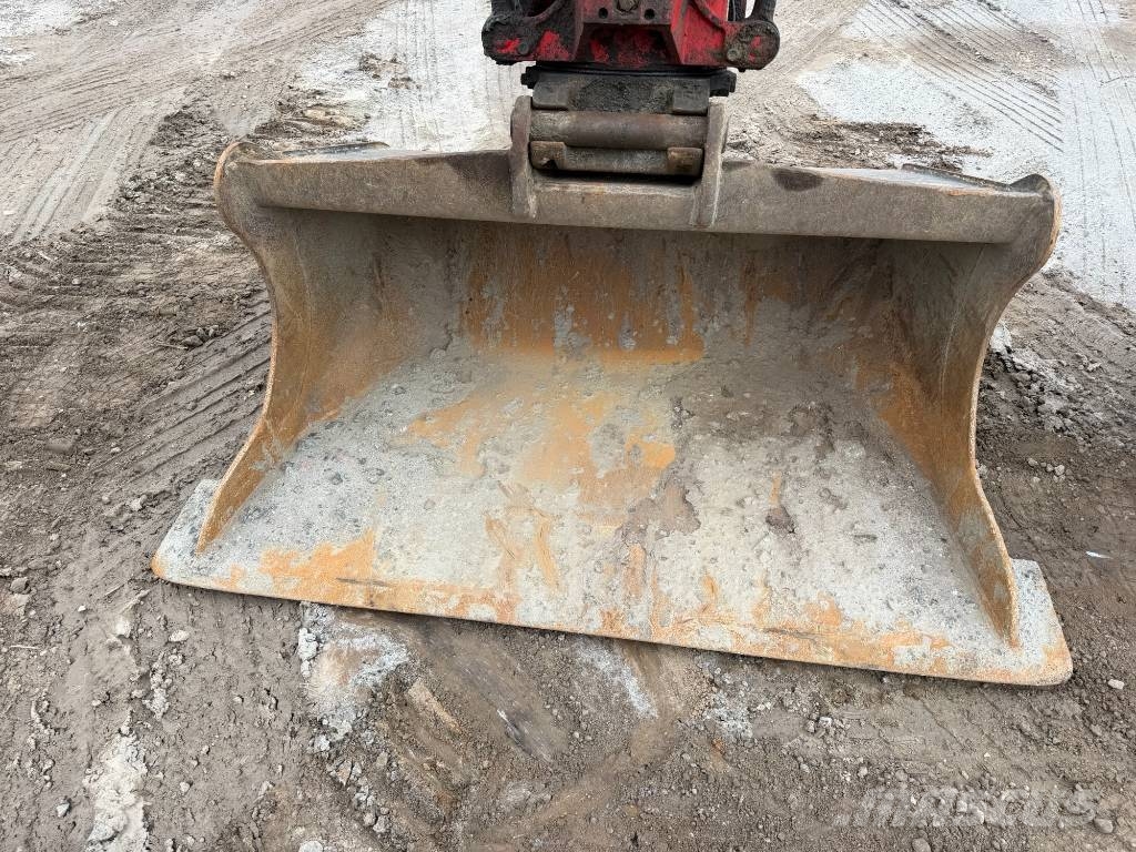 Hitachi ZX 85 US-6 Mini excavators 7t - 12t