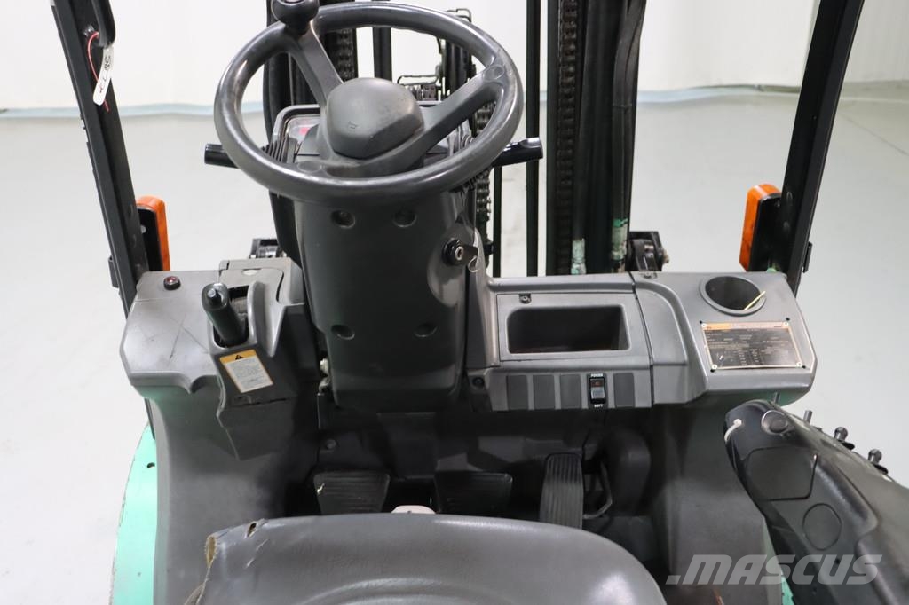 Mitsubishi FG25N LPG heftrucks